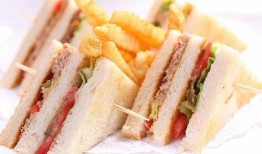 日本爆料三明治视频大全